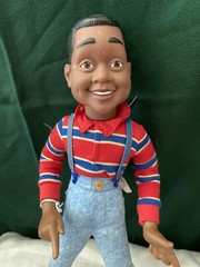 Vintage 1991 Hasbro Family Matters Steve Urkel 17″ Talking Pull-String Toy Doll