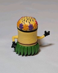 Despicable Me Minion Made Hula Minion Action Figure 2 Inch Toy