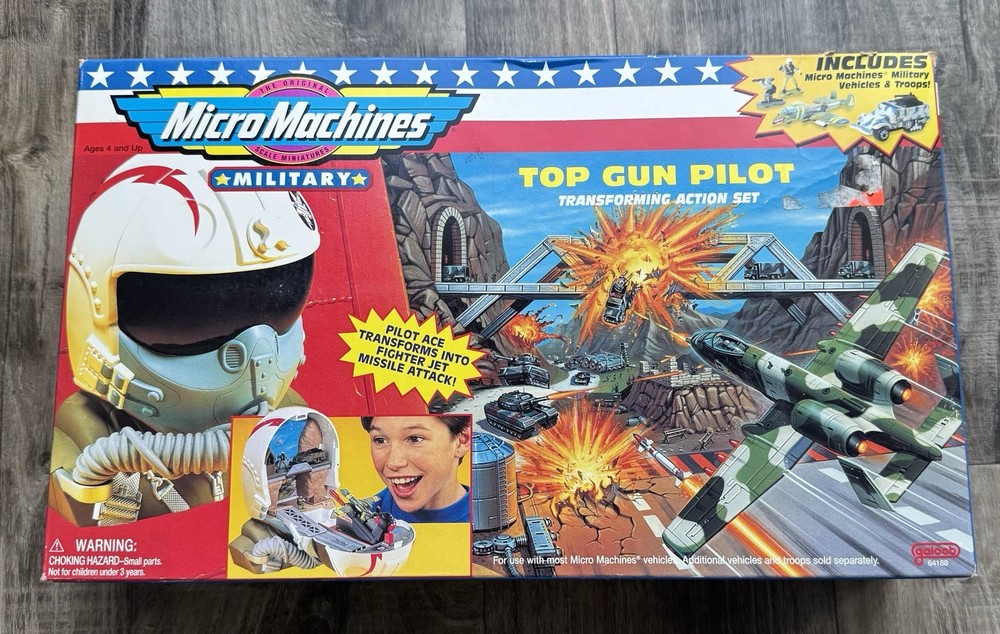 Vintage 1998 Micro Machines Top Gun Pilot Playset Galoob *New in Box*