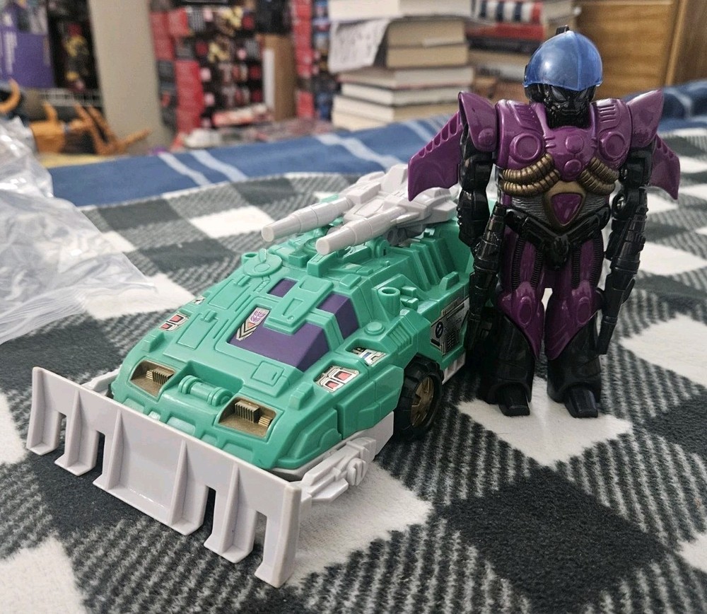 Transformers G1 Pretender Roadblock Only 1989 {No Small Robot}