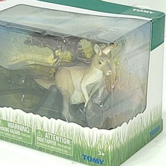 Tomy Ania Kangaroo Mother and Baby T16079 age 3 and up Toy Figure