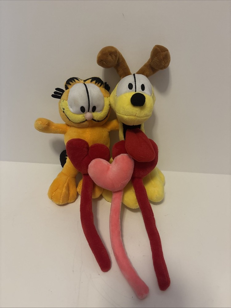 Garfield and Odie , sold as a 2025 Valentine’s Day, Bouquet
