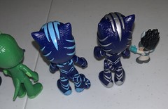 Rare PJ Masks Action Figure Lot w/ Vehicle !