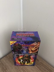 2016 NECA Predator Deluxe Clan Leader Kenner Retro Stylized 8.5″ Figure Sealed