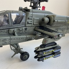 Unimax Forces of Valor Apache Attack Helicopter AH-64A Diecast 1:48 Action Ser