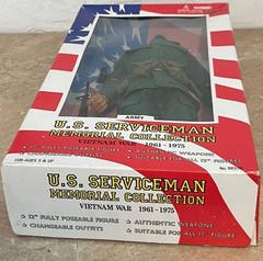 Soldiers of the World U.S. Serviceman Memorial Vietnam War Army 12″ Figure