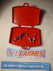 Vtg 1976 IDEAL JJ Armes The World’s Greatest Investigator – Alt outfit