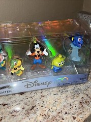 Disney Celebration Pack 100 Years Of Laughter 8 Figures – Brand New!!