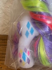 My Little Pony RARITY NEON RAINBOW POWER International, UK, China – 3″, G4, MIP