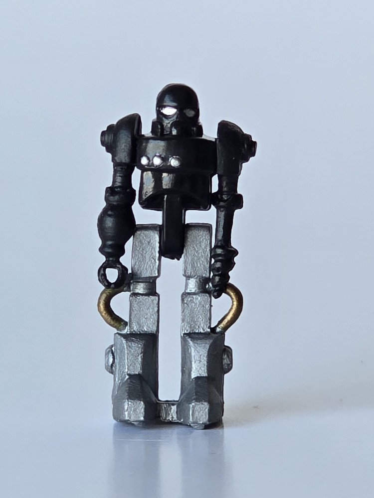 Mini Robot 1.25 in Poseable Action Figurine