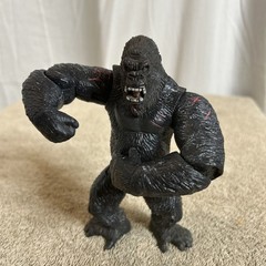 King Kong 6″ Action Figure Playmates Punching Action Twist 100-002