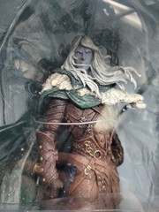 GameStop Exclusive Wizards of the Coast Dungeons &Dragons Drizzt Do’Urden Figure