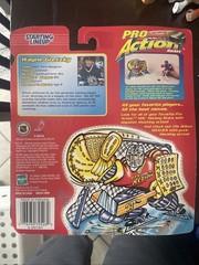 WAYNE GRETZKY Pro Action Hockey NHL (NEW) 1998 Starting Lineup kb toys sticker