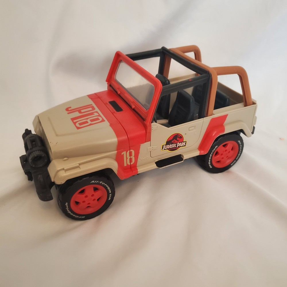 Jurassic Park Legacy Collection JP18 Jeep Wrangler Truck Mattel 2018 World Winch