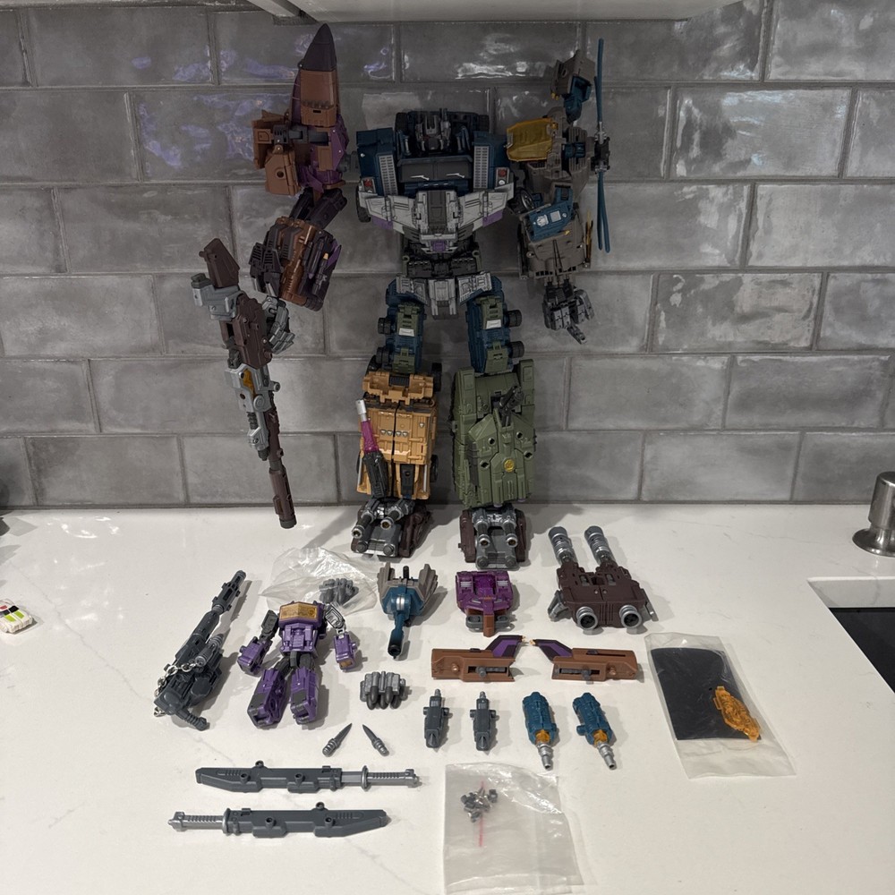 TRANSFORMERS Warbotron-Combaticons-Bruticus Set WB01 – Pre-Owned