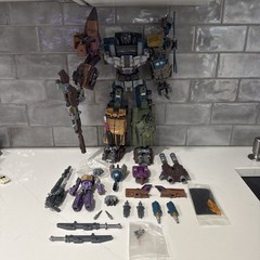 TRANSFORMERS Warbotron-Combaticons-Bruticus Set WB01 – Pre-Owned