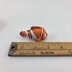 Disney Finding Nemo Nemo Roller Moving Fins Figure Bandai 2015 Orange Fish Toy