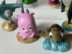 Lot of 9 Disney Store FINDING NEMO PVC Figures / Cake Toppers Pixar