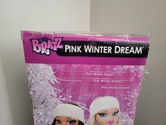 Yasmine 24″ Pink Winter Dream MGA Entertainment BRATZ NEW Exclusive Walmart