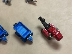 lot of 2015 Mattel Dreamworks DINOTRUX Diecast Dinosaur Robots, Trucks & Triples