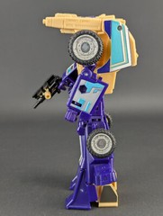 Transformers Legacy United Rukus complete Hasbro Deluxe Doom ‘N Destruction