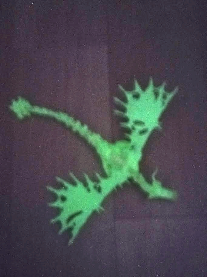 Dreamworks How to Train Your Dragon Glow In The Dark Boneknapper Action Figure
