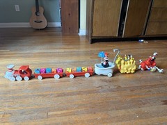Dr. Seuss Cat in the Hat 5pc Toy Train Set w/ Alphabet Blocks, Rare Vintage Item
