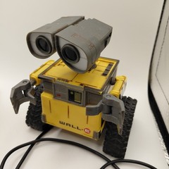 Disney Pixar Wall-E Remote Control RC Lot – Eve robot & Wall-e by Thinkway