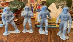 💥4 RARE VTG 1970 Louis Marx Light Powder Blue Teal Spaceman Astronaut Apollo💥