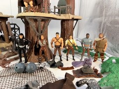 1991 Robin Hood Prince of Thieves Sherwood Forest Playset Kenner W/Battle Wagon