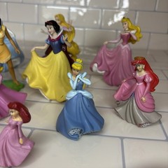 DISNEY Theme Park Store PRINCESS Play Set Cake Toppers LOT Of 11 Toy Figures