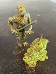 MIB Men In Black Alien Attack Edgar Action Figure & Stand Galoob Vintage 1996