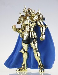 MST Saint Seiya Cloth Myth EXM 24k Gold Taurus Aldebaran model metal cloth *