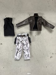 PB-SNK-SET: 1/12 Leather Jacket, Black Shirt, Camo pants (Snake Plissken) outfit
