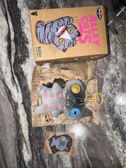 Fuggler Monster WRINKLE MCSTINKLES Secret Rare Plush Keychain Alley Cats 3.9in