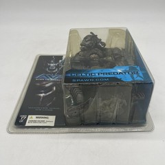 2004 New Alien VS. Predator AVP Celtic Predator Action Figure McFarlane SEALED