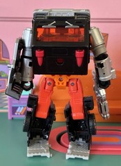 Transformers War For Cybertron WFC Kingdom Golden Disk Collection ROAD RANGER