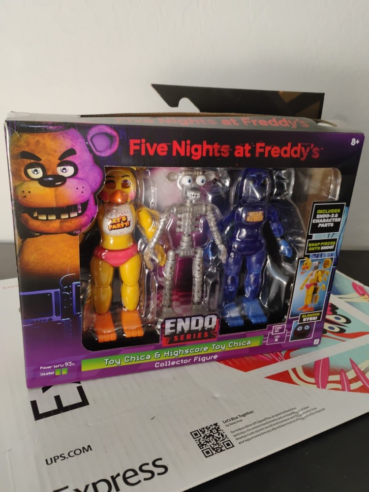 Five Nights at Freddy’s Endo Series Toy Chica & High Score Toy Chica