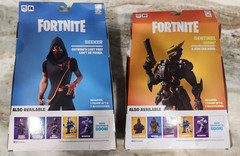 Fortnite Action figures Lot 2 Seeker & Sentinel (Dark) 8 piece w/ box Jazwares