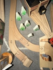100 Piece SET ! THOMAS FRIENDS TRAIN WOODEN RAILWAY 1992 , #99402 !