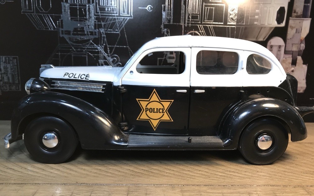 Playmates POLICE SQUAD CAR Copper Vehicle DICK TRACY Movie 1990 5in.