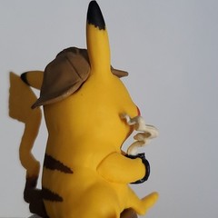 Pokemon Officially Licensed Nintendo COLLECTIBLE 2″ DETECTIVE PIKACHU FIGURE