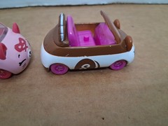 Lot Of 2 Shopkins Cutie Cars Pink Cat & Brown And White Dog. Read