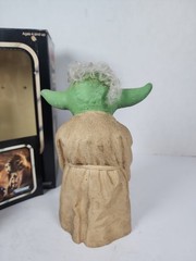 1980 Kenner Star Wars The Empire Strikes Back Yoda Hand Puppet with Box