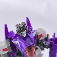 Transformers Skywarp Figure Only Cybertron Deluxe Class – Read