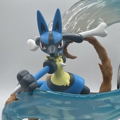 Lucario Pokemon Select Deluxe 13″ Collector Figure Light Fx Working