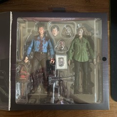 NECA Evil Dead Ultimate Bloody Ash and Cheryl Williams Action Figure 2-Pack NEW