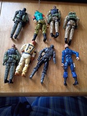 GI Joe Action Figures Misc. Lot 1 0f 5, 8 figures included