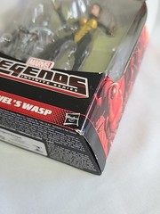 Hasbro Marvel Legends Marvel’s Wasp Ultron BAF New Ant-Man Wave