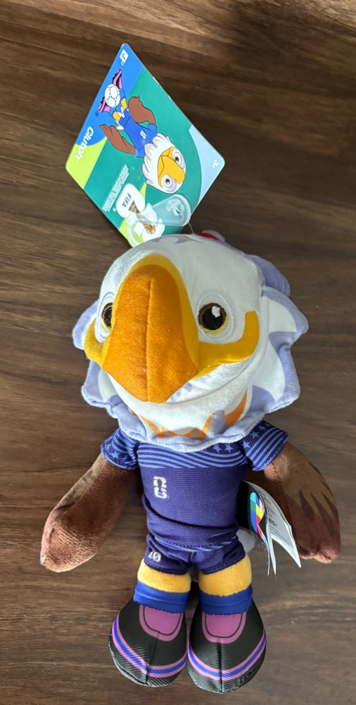Jazwares FIFA® World Cup 2026 USA 8 Inch Plush Official Clutch™ Bald Eagle
